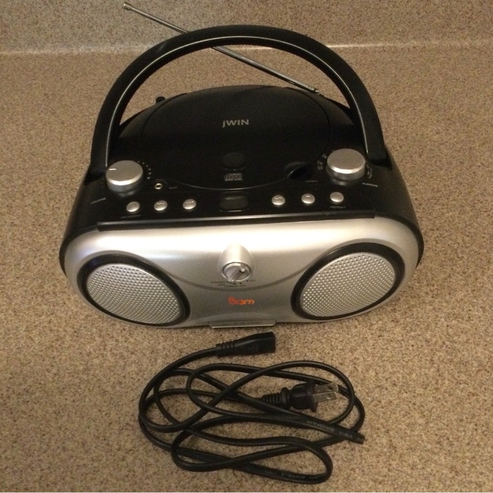 Portable Boombox AM/F/M CD Player - Black & Silver